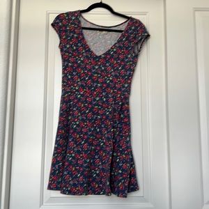 Hollister Flare Dress Short Sleeve Floral Womens Size Medium Navy Blue